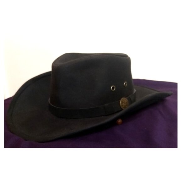 Outback Trading Kodiak Oilskin Hat - Picture 3 of 5